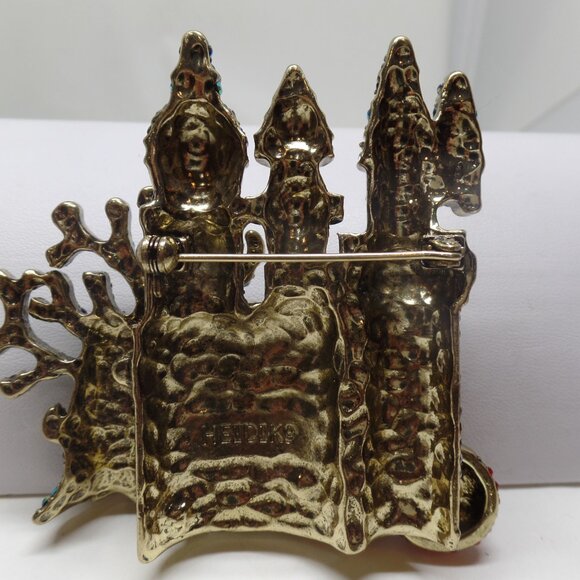 Exquisite Crystal Haunted House Castle Halloween Brooch - Picture 2 of 2